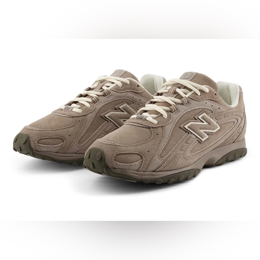 New Balance 204L Mushroom Arid Stone Sneakers